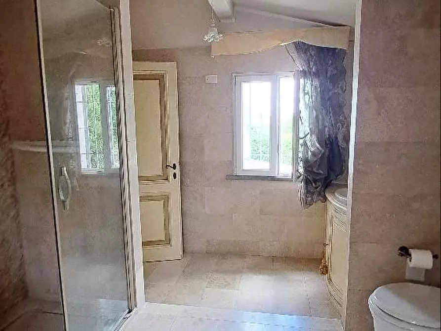 Immagine 10 di Appartamento in vendita  a Cascina