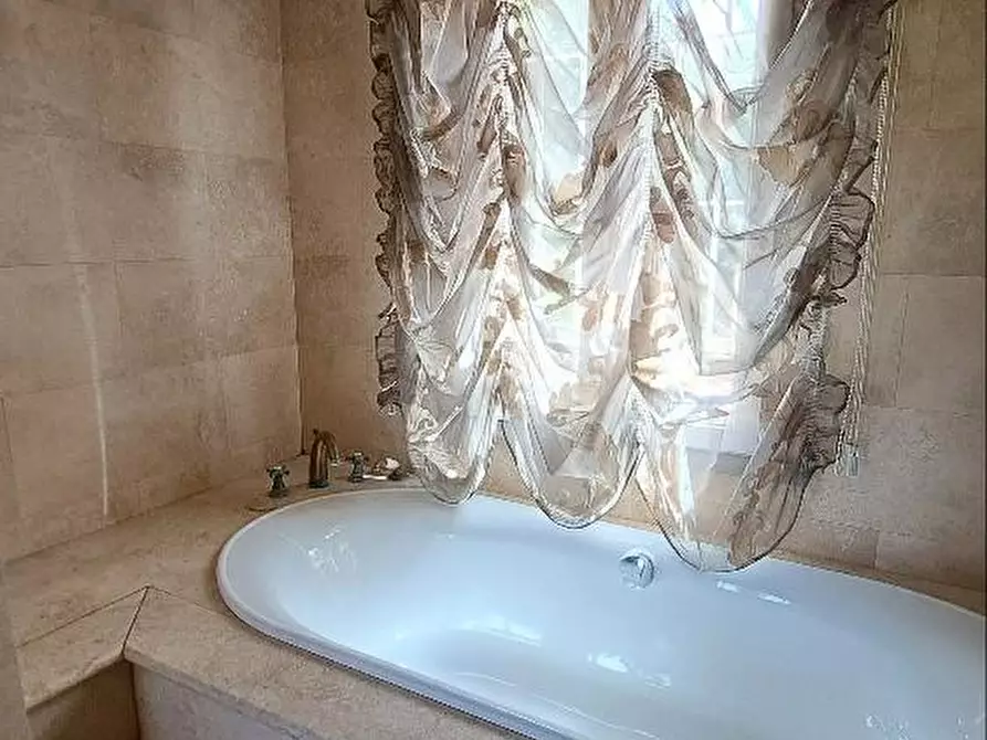 Immagine 13 di Appartamento in vendita  a Cascina