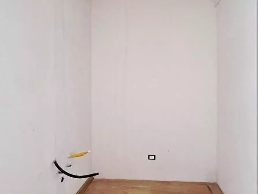 Immagine 30 di Appartamento in vendita  a Cascina