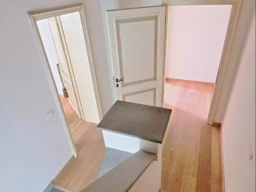 Immagine 7 di Appartamento in vendita  a Cascina