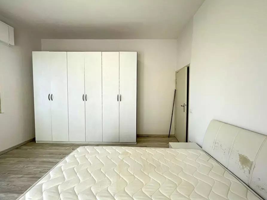 Immagine 21 di Appartamento in affitto  a Pietrasanta