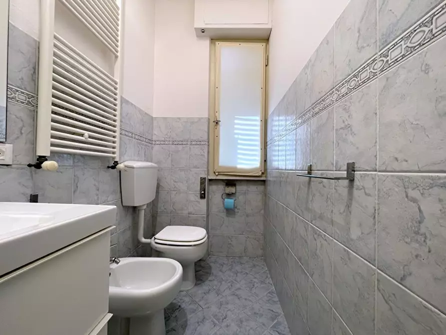 Immagine 11 di Appartamento in affitto  a Pietrasanta