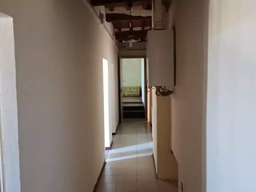 Immagine 9 di Appartamento in vendita  a Colle Di Val D'elsa