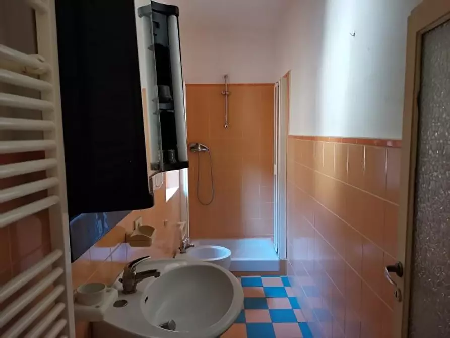 Immagine 11 di Appartamento in vendita  a Colle Di Val D'elsa