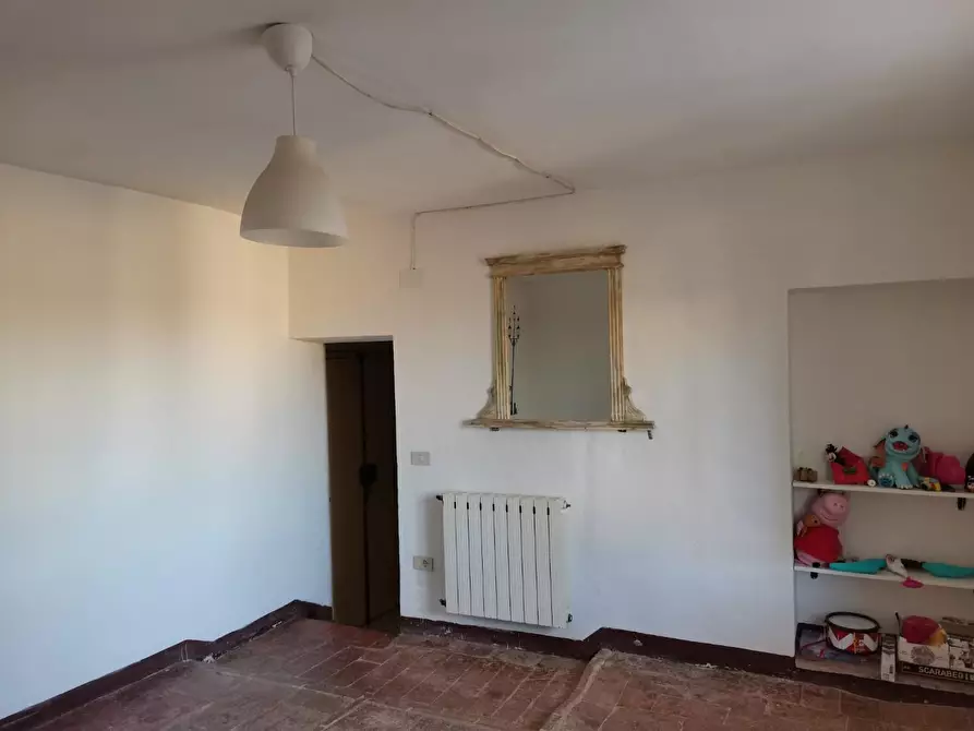 Immagine 19 di Appartamento in vendita  a Colle Di Val D'elsa