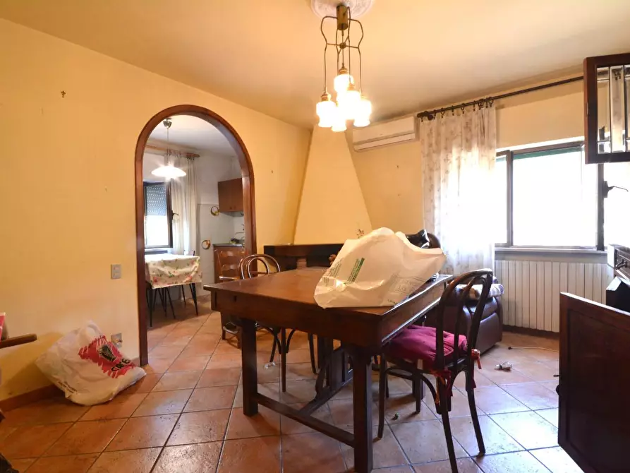 Immagine 19 di Villa in vendita  a Lucca