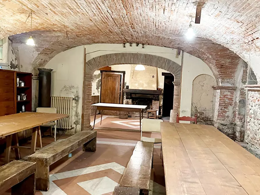 Immagine 29 di Appartamento in vendita  a Lucca