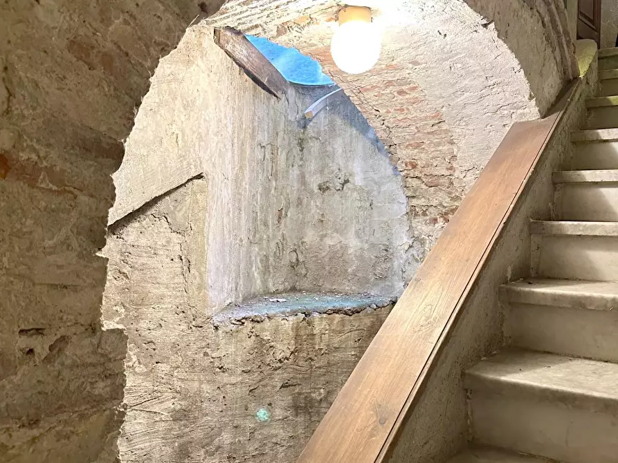 Immagine 34 di Appartamento in vendita  a Lucca