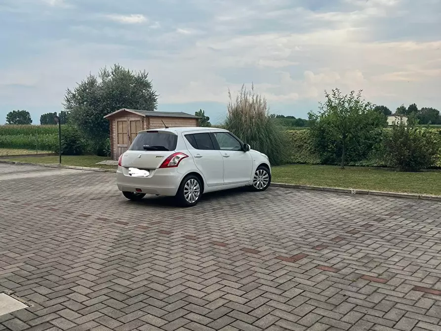 Immagine 3 di Appartamento in vendita  a Castelfranco Emilia