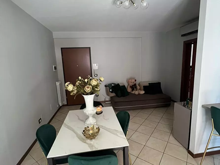 Immagine 16 di Appartamento in vendita  a Castelfranco Emilia