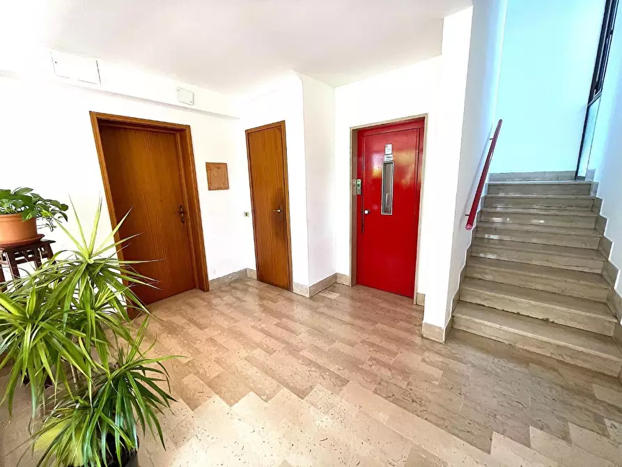 Immagine 11 di Appartamento in vendita  a Empoli