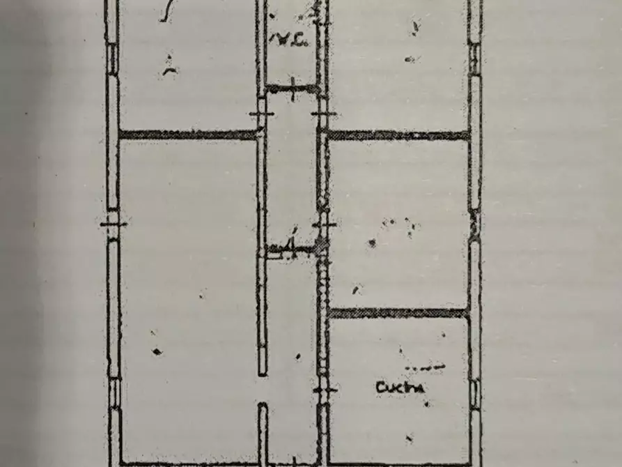 Immagine 29 di Casa indipendente in vendita  a Massa