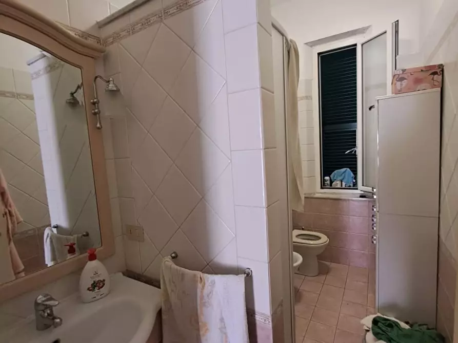 Immagine 18 di Casa indipendente in vendita  a Massa