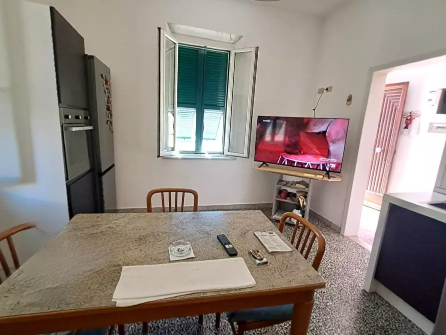 Immagine 7 di Casa indipendente in vendita  a Massa