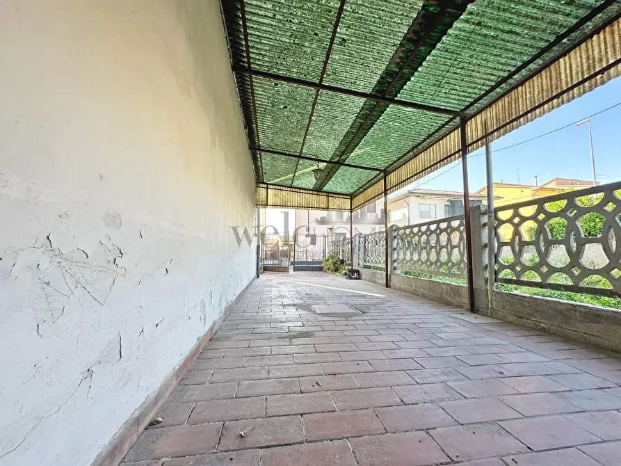 Immagine 18 di Terratetto in vendita  a Campi Bisenzio