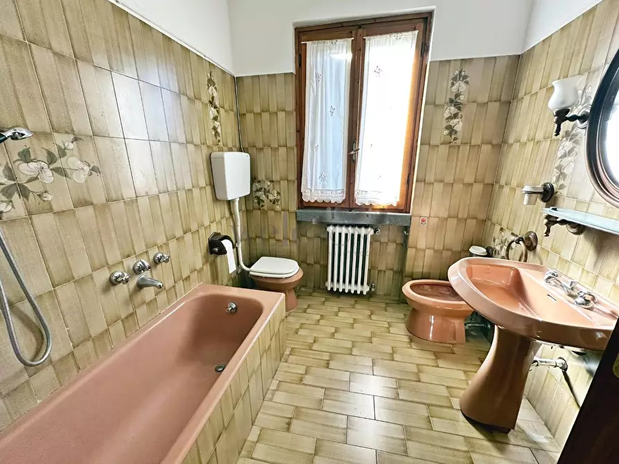 Immagine 15 di Terratetto in vendita  a Campi Bisenzio