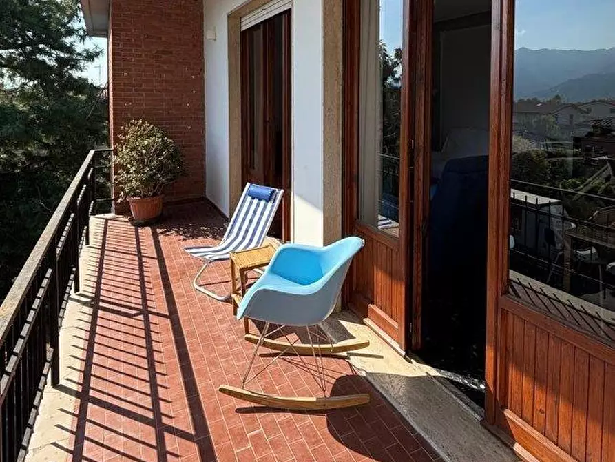 Immagine 4 di Appartamento in affitto  a Massa