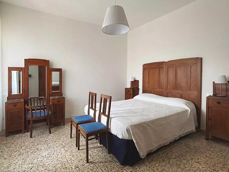 Immagine 11 di Appartamento in affitto  a Massa