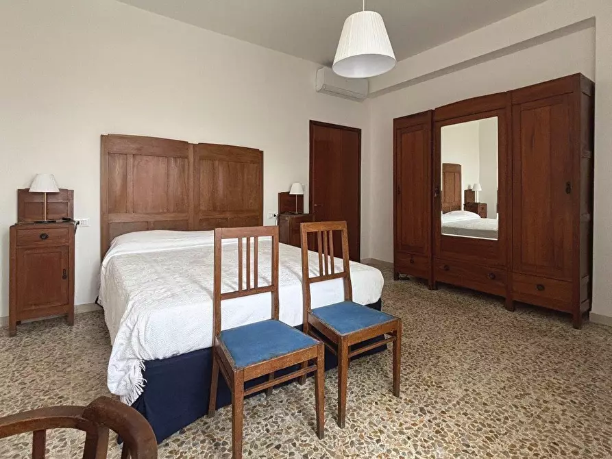 Immagine 10 di Appartamento in affitto  a Massa