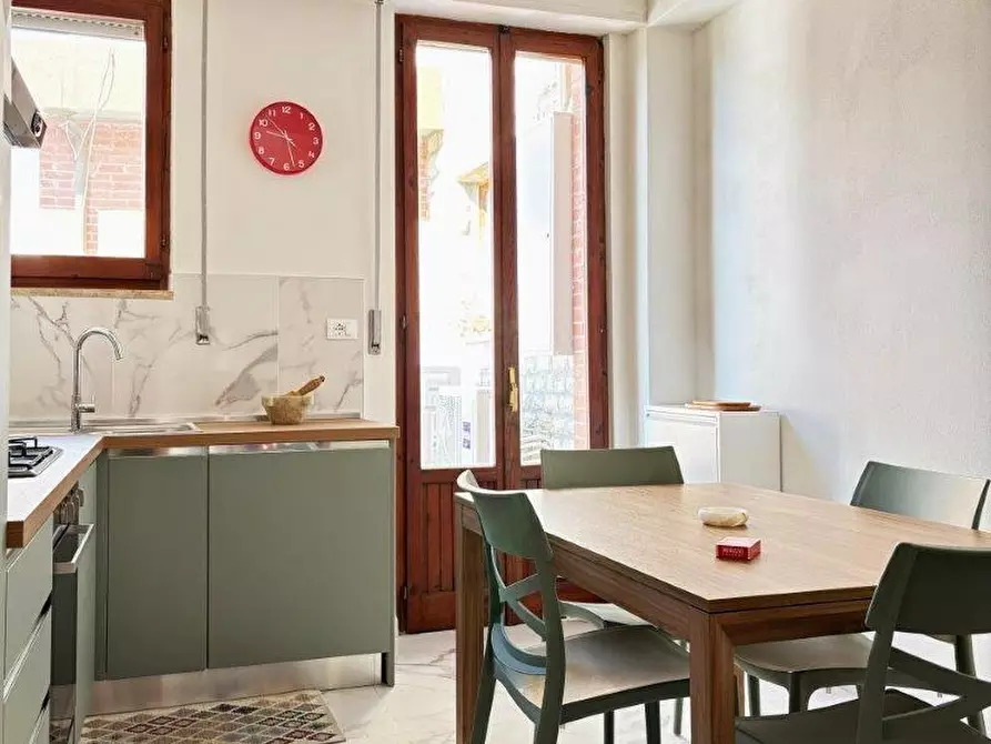 Immagine 7 di Appartamento in affitto  a Massa