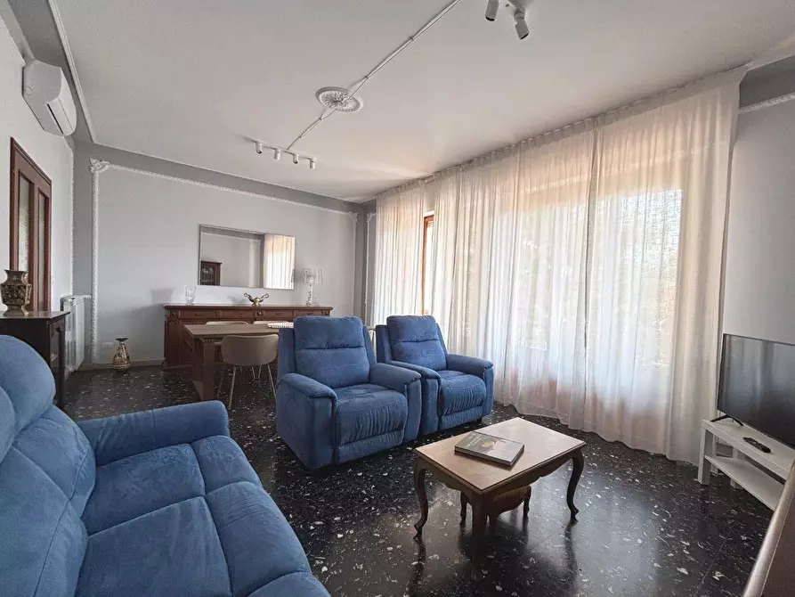 appartamento in affitto a Massa in zona Marina dei Ronchi