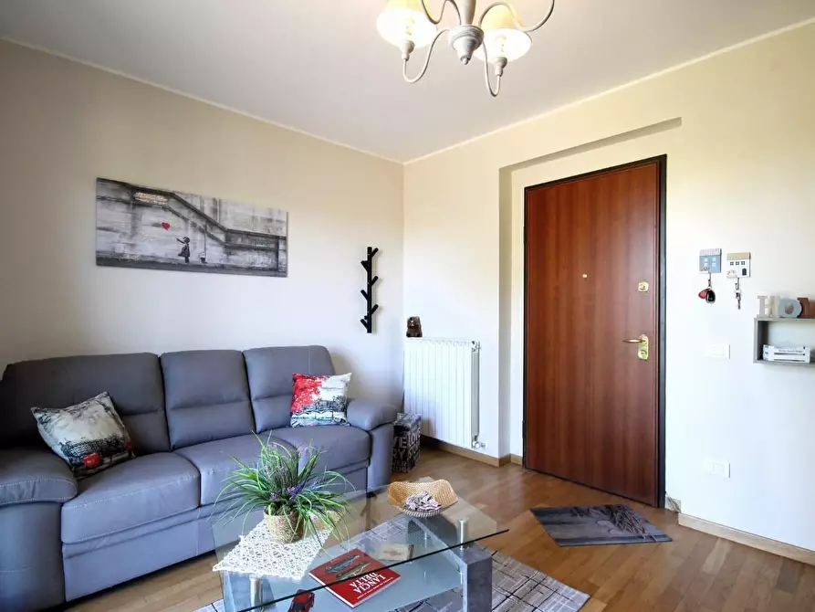 Immagine 4 di Villa in vendita  a Capannori