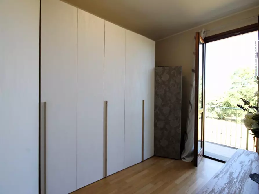 Immagine 15 di Villa in vendita  a Capannori