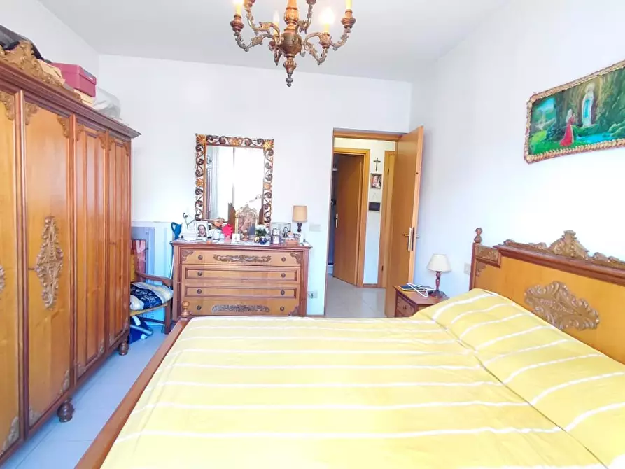 Immagine 7 di Appartamento in vendita  a Viareggio