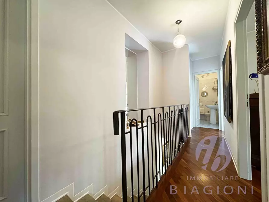 Immagine 22 di Villetta a schiera in vendita  a Camaiore