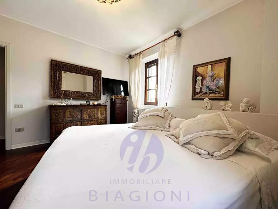 Immagine 32 di Villetta a schiera in vendita  a Camaiore