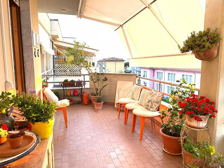 Immagine 1 di Mansarda in vendita  a Massa