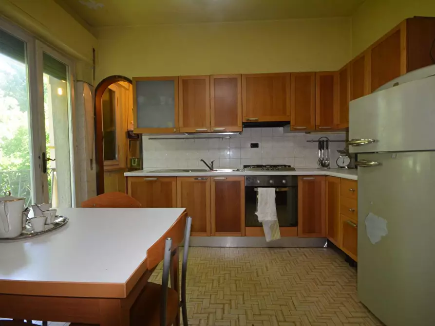 Immagine 7 di Villa in vendita  a Lucca