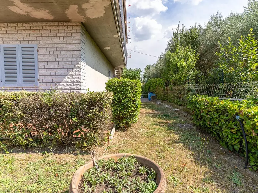 Immagine 3 di Casa bifamiliare in vendita  a Cerreto Guidi