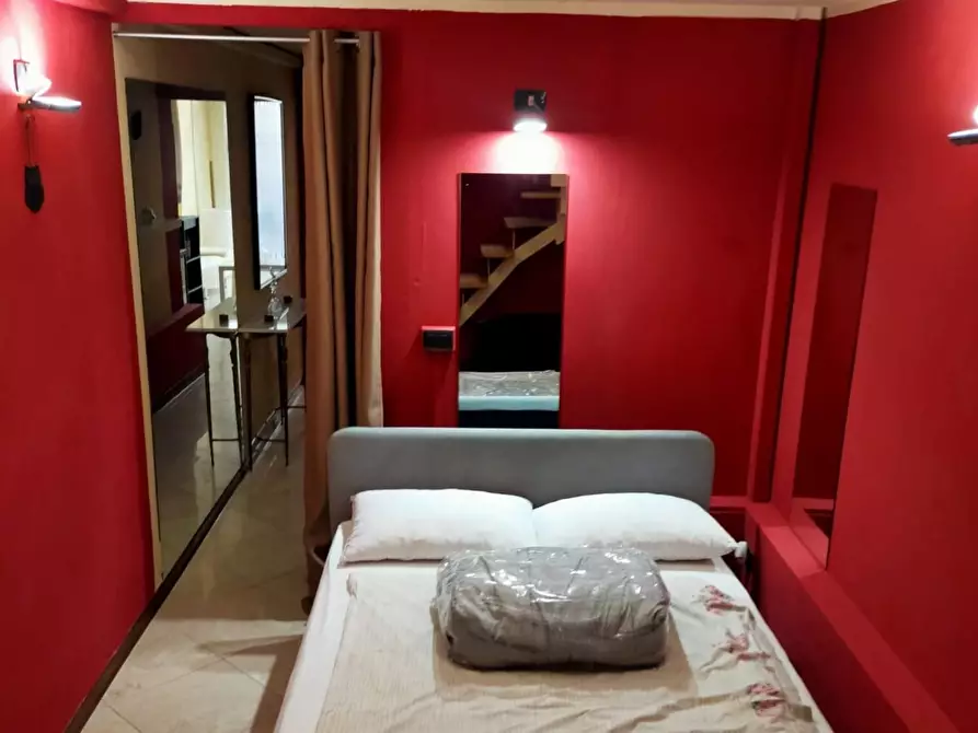 Immagine 8 di Locale commerciale in vendita  a Empoli