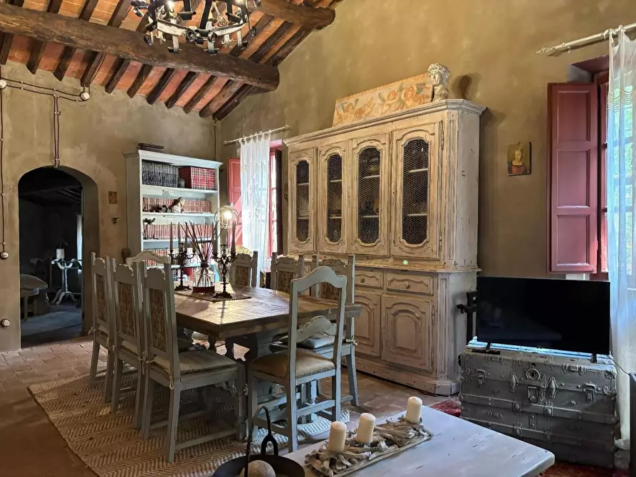 Immagine 10 di Rustico / casale in vendita  a Camaiore