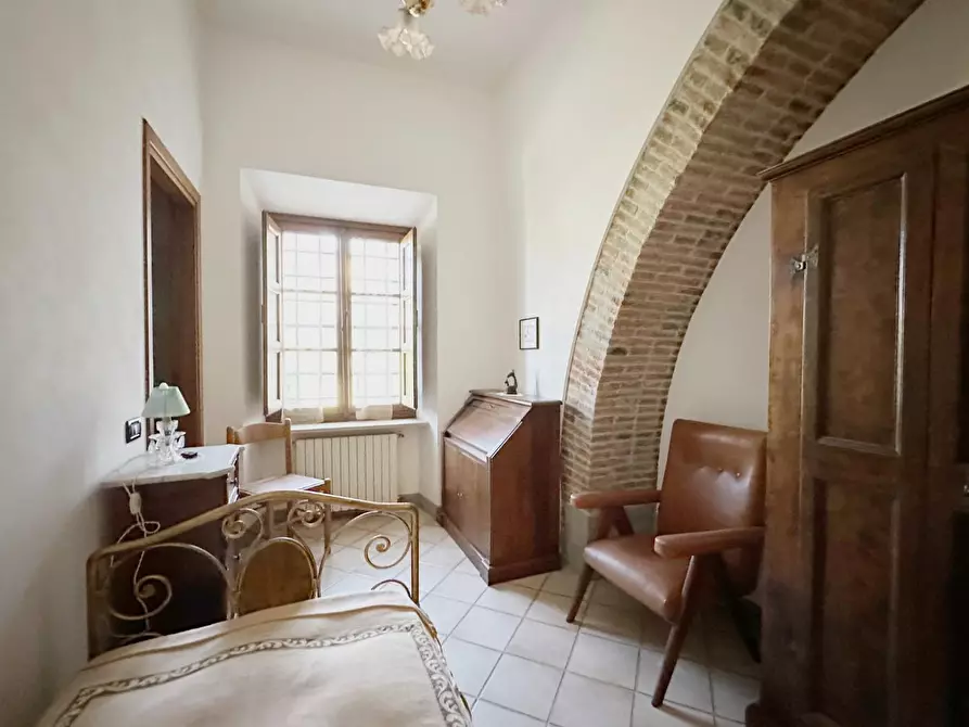 Immagine 16 di Rustico / casale in vendita  a Capannori