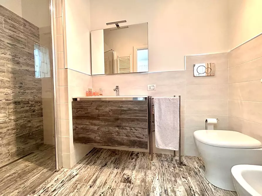 Immagine 23 di Villa in vendita  a Ponsacco