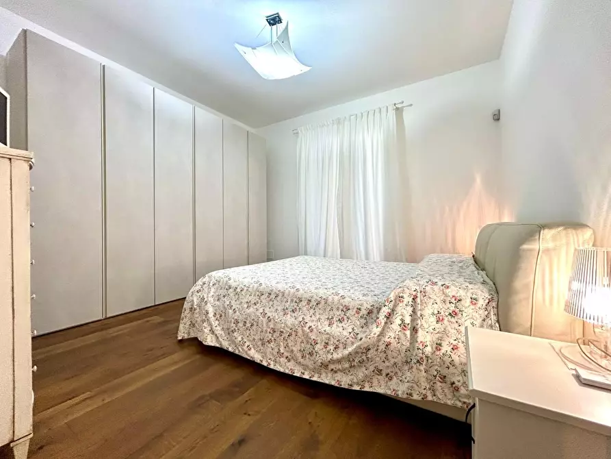 Immagine 21 di Villa in vendita  a Ponsacco