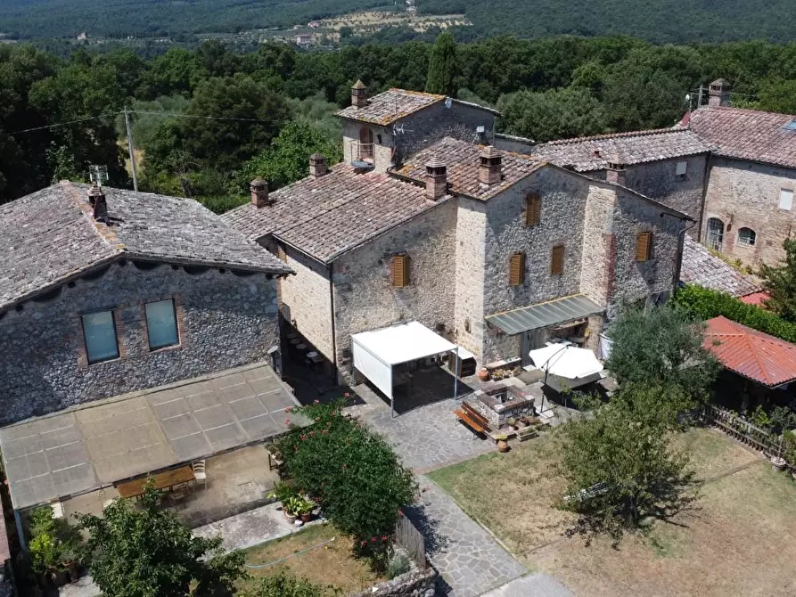 Immagine 27 di Villetta a schiera in vendita  a Siena