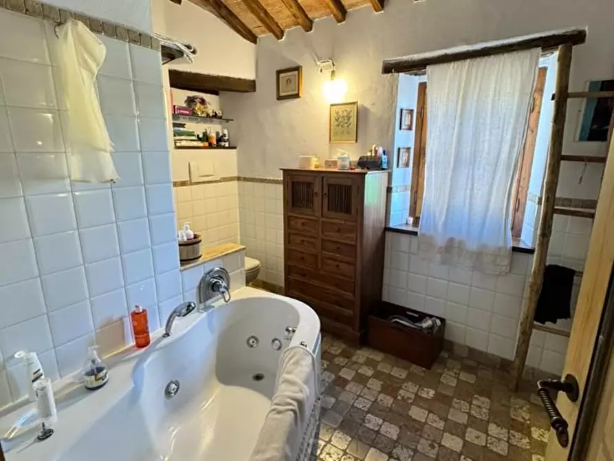 Immagine 17 di Villetta a schiera in vendita  a Siena