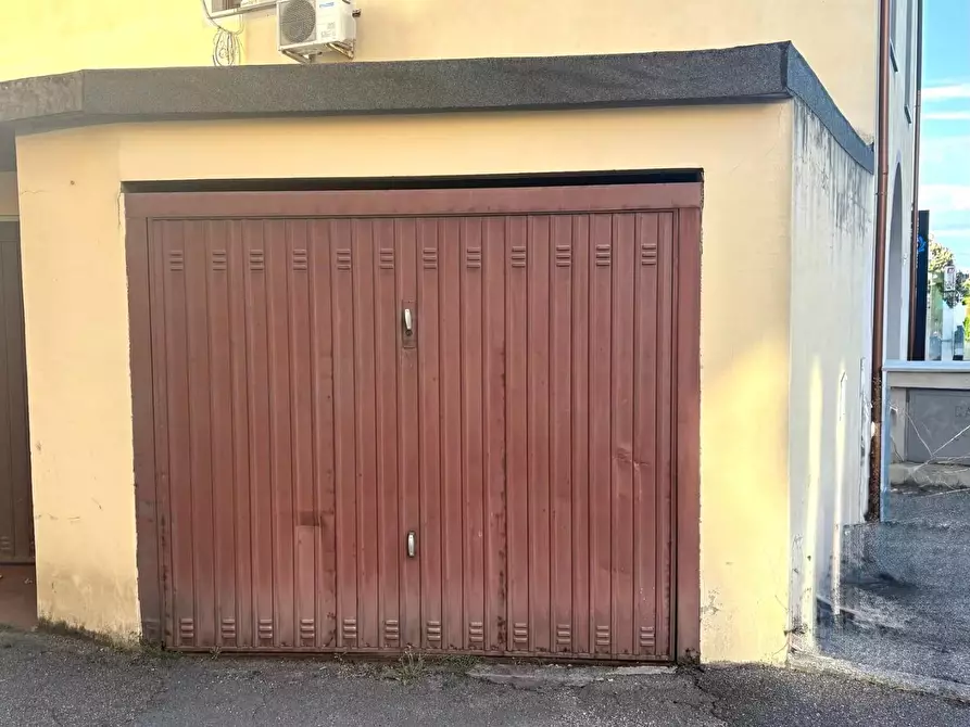 Immagine 27 di Appartamento in vendita  a Santa Croce Sull'arno