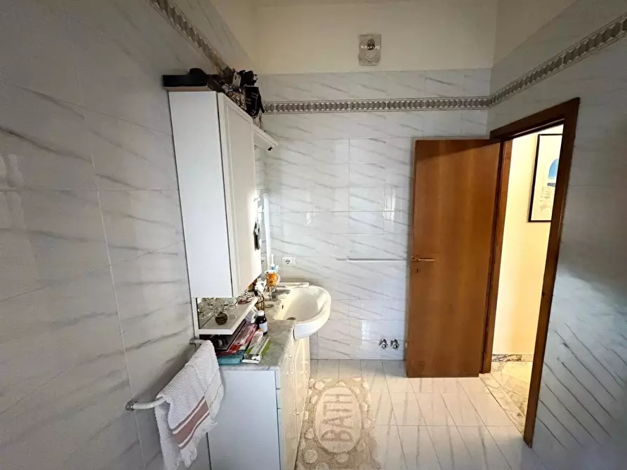 Immagine 17 di Appartamento in vendita  a Santa Croce Sull'arno