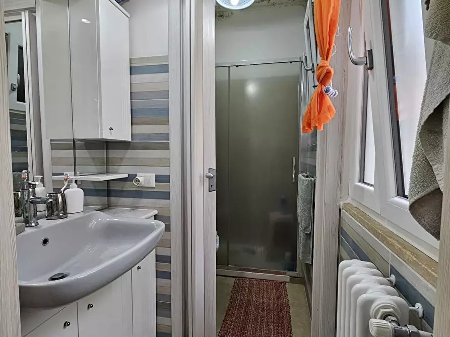 Immagine 5 di Casa semindipendente in vendita  a Campiglia Marittima