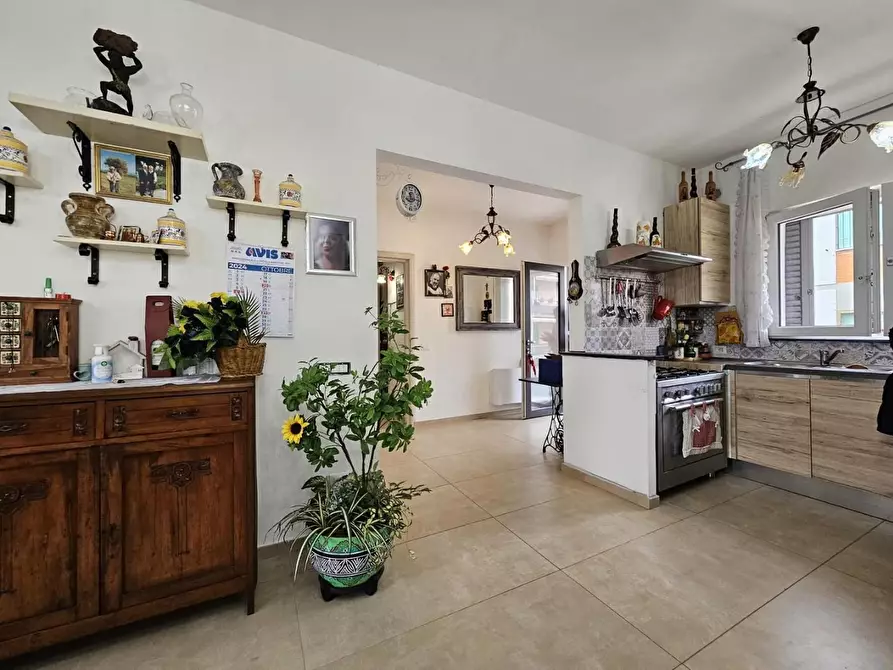 Immagine 2 di Casa semindipendente in vendita  a Campiglia Marittima