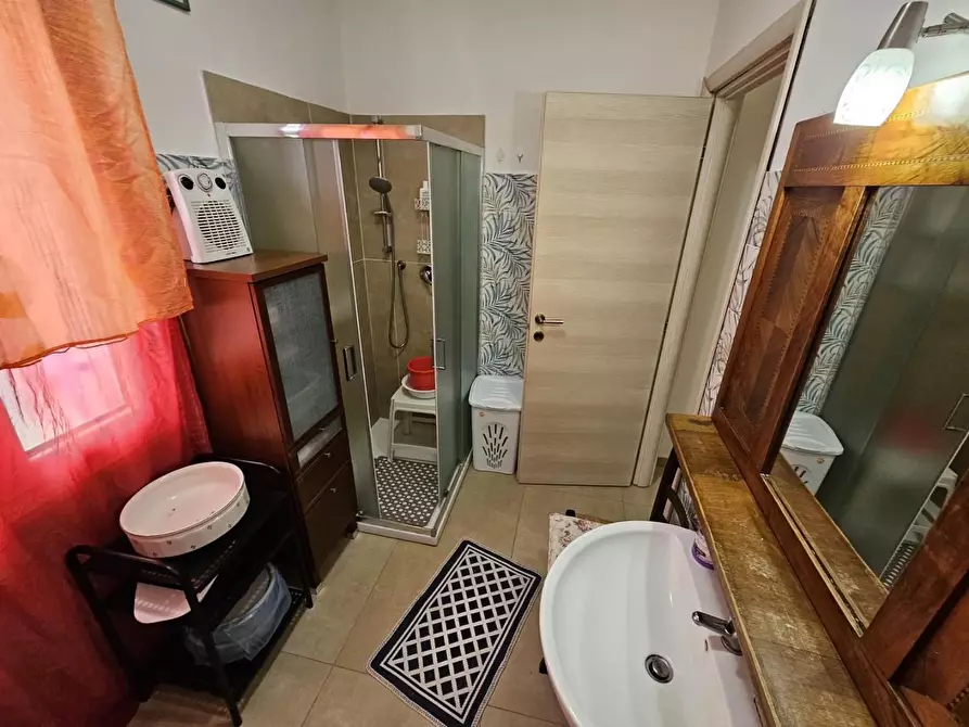 Immagine 6 di Casa semindipendente in vendita  a Campiglia Marittima