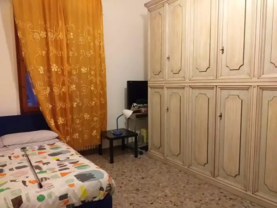 Immagine 11 di Villa in vendita  a Capraia E Limite