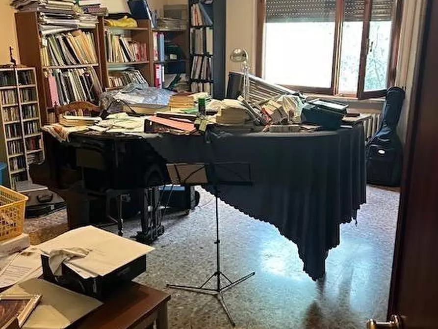 Immagine 32 di Villa in vendita  a Capraia E Limite