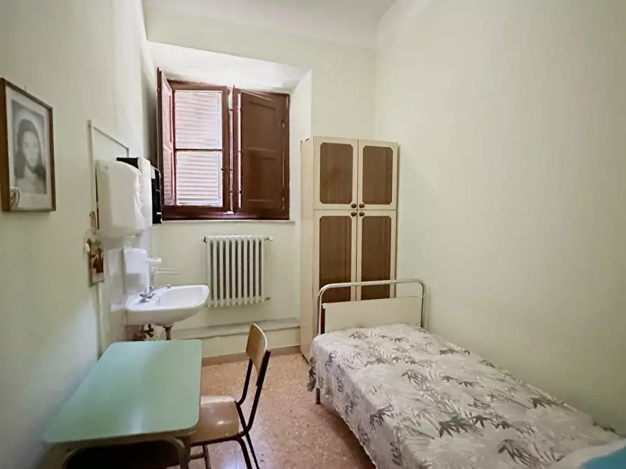 Immagine 23 di Villa in vendita  a Capannori