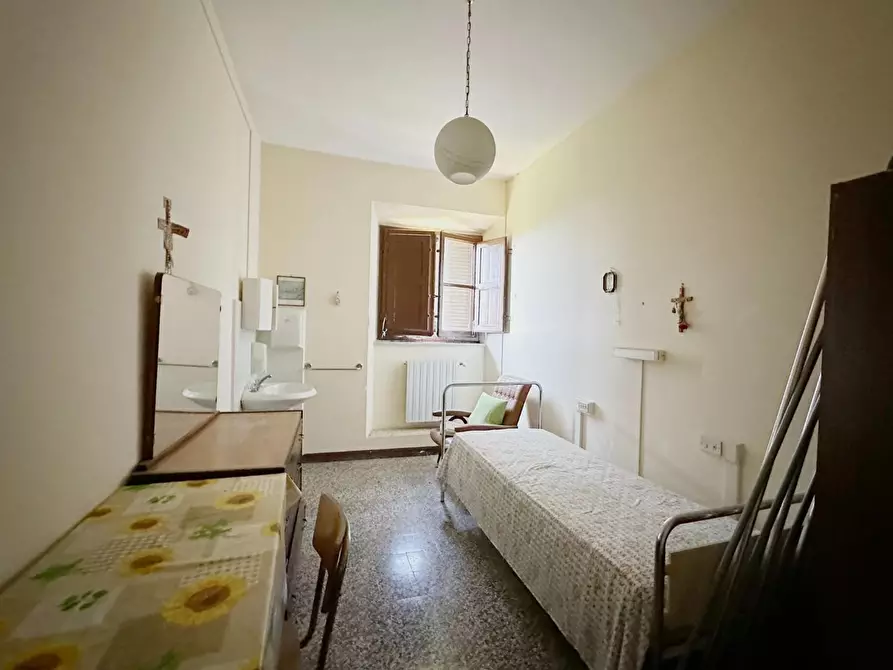 Immagine 26 di Villa in vendita  a Capannori