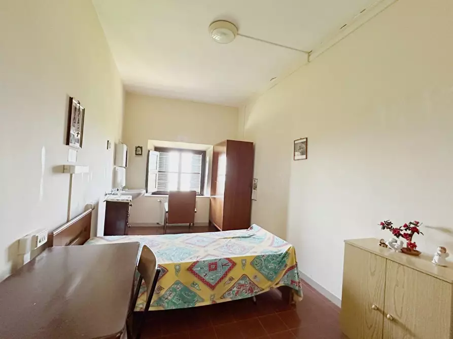 Immagine 22 di Villa in vendita  a Capannori